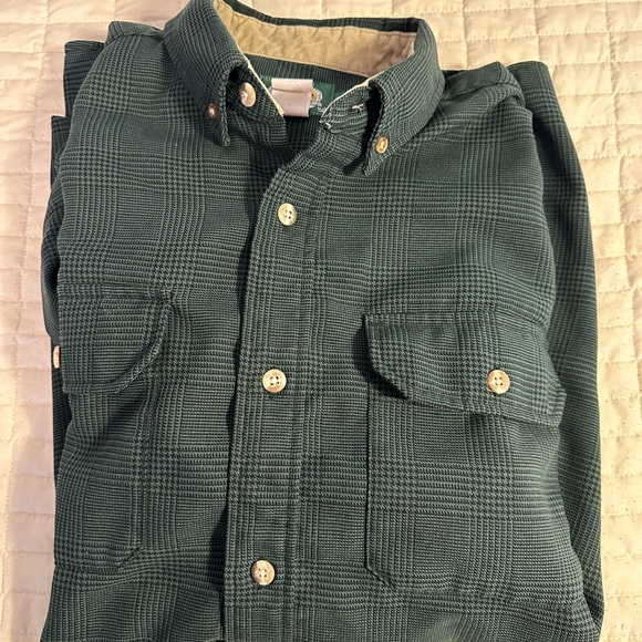 Vintage Cabelas Green Button UP - Picture 5 of 5